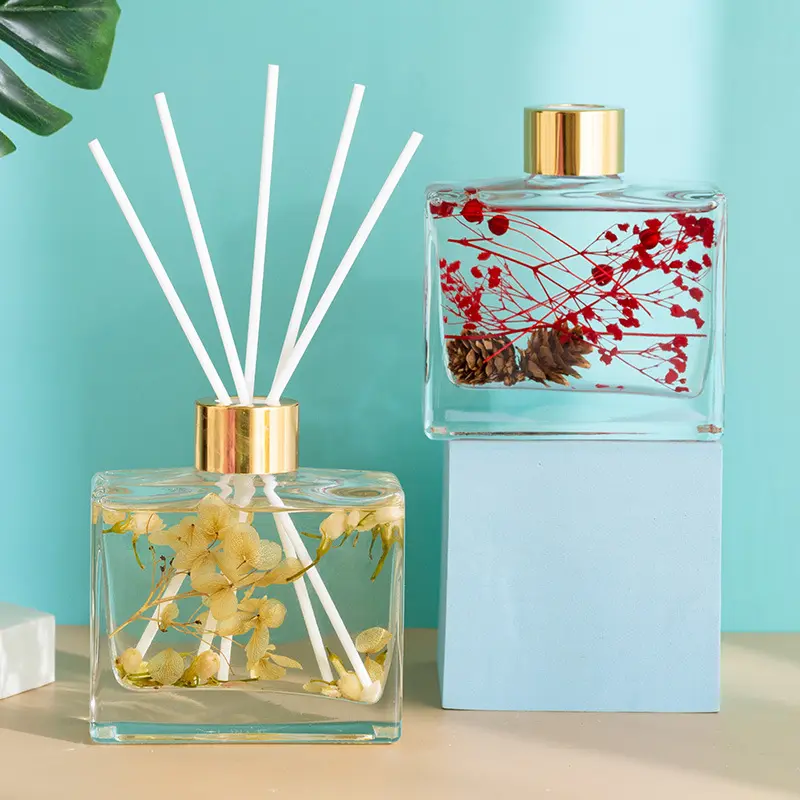 Home fragrance strong aromatherapy reed diffuser with dried flower India