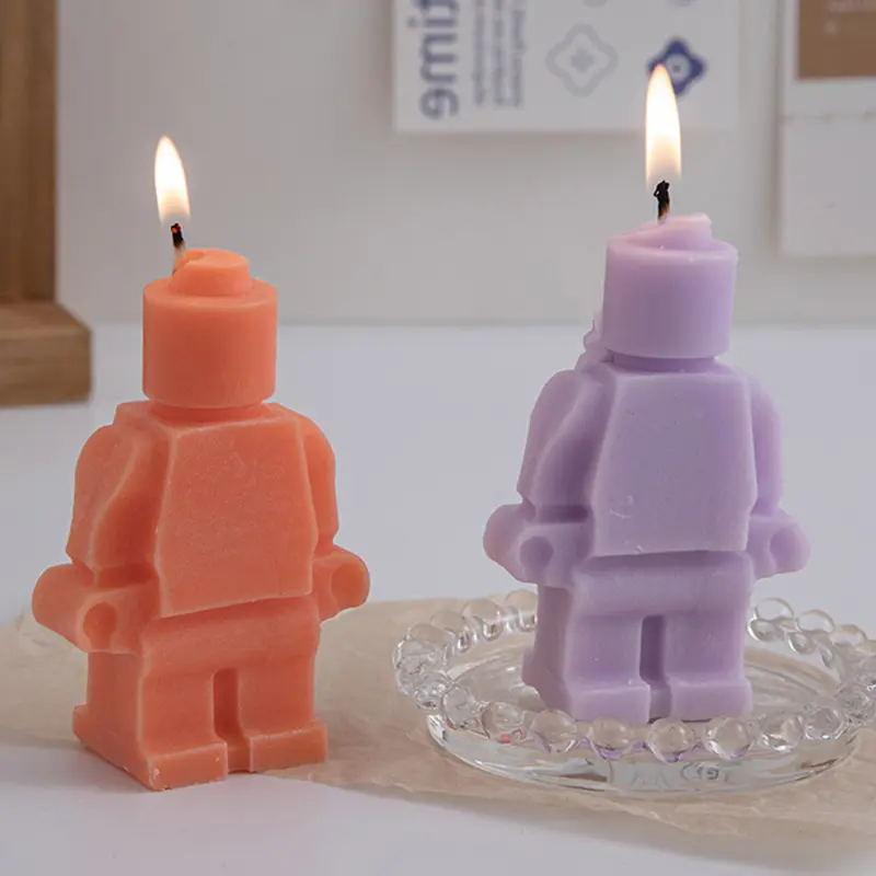 candle-in-robot-shape.webp